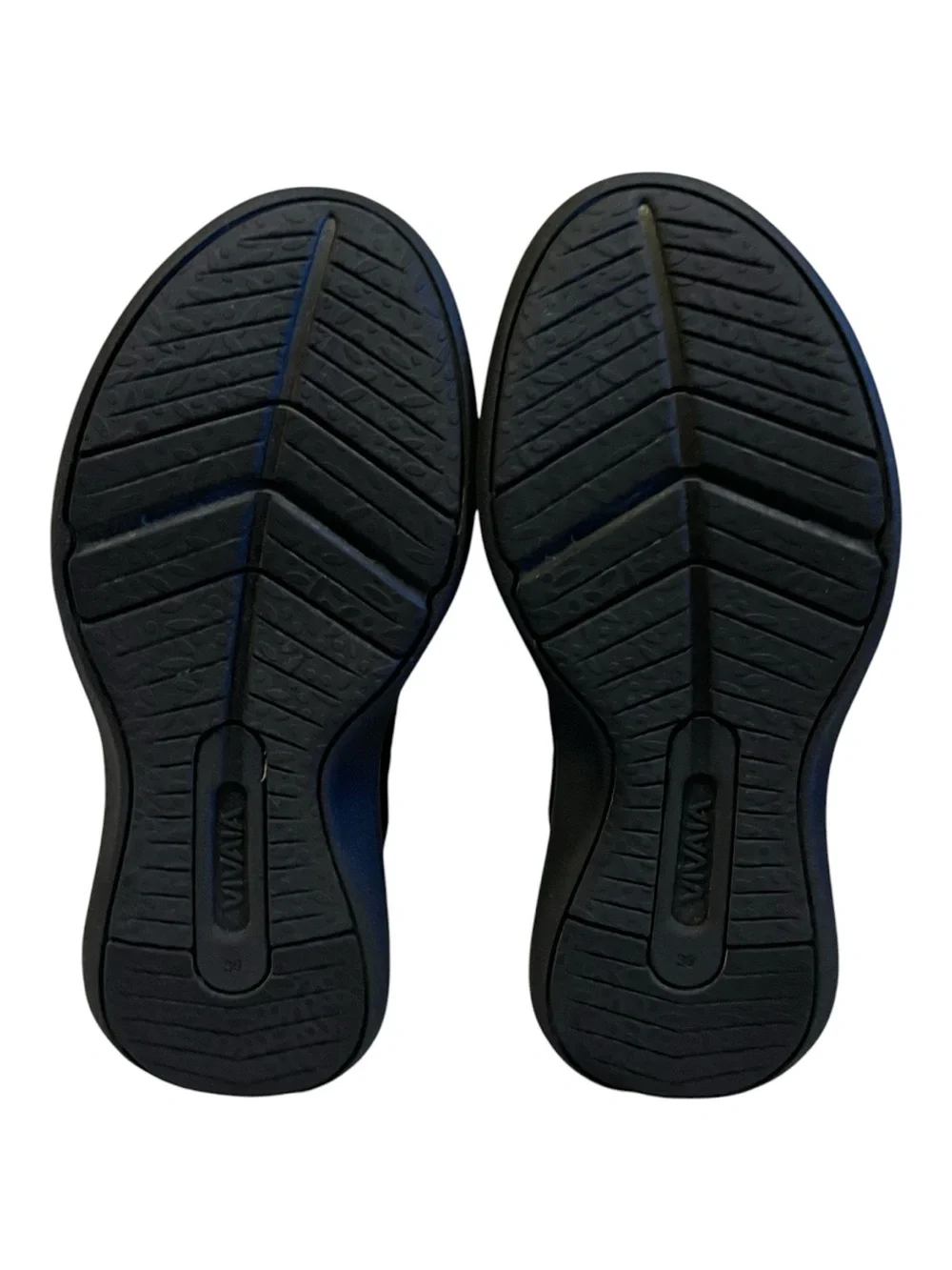 Vivaia women’s black